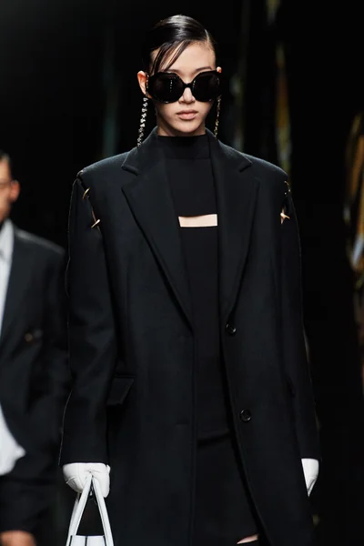 Look 184